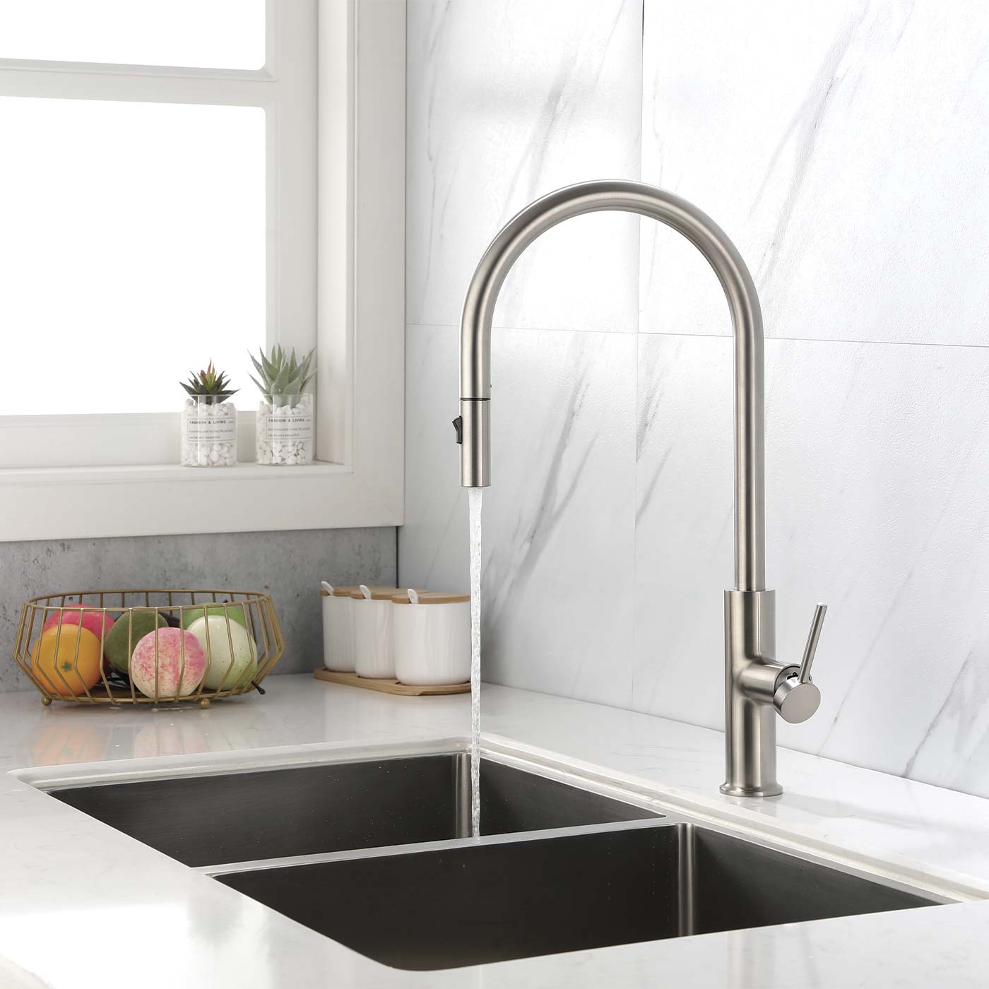 Grifo monomando para cocina DAX con acabado en negro mate (DAX-8050058-BL)