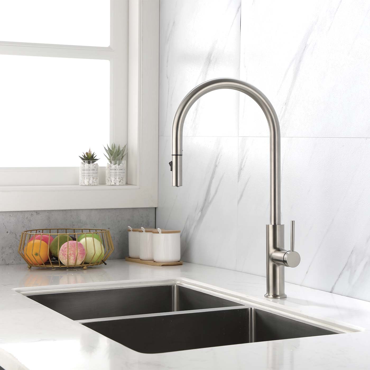 Grifo monomando para cocina DAX con acabado en negro mate (DAX-8050058-BL)