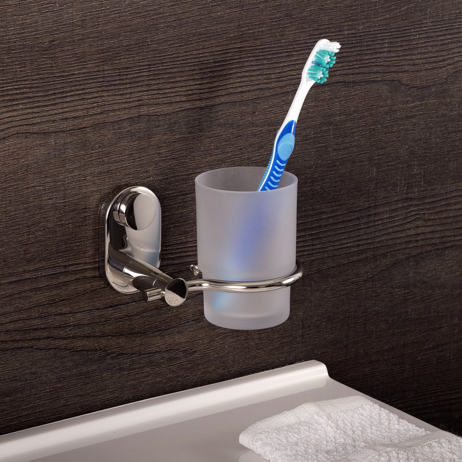 DAX - Soporte para cepillo de dientes de vaso individual para baño, montaje en pared de acero inoxidable con vaso de vidrio, acabado satinado, 4-5/16 x 3-3/4 x 4-1/8 pulgadas (DAX-G0206-S)