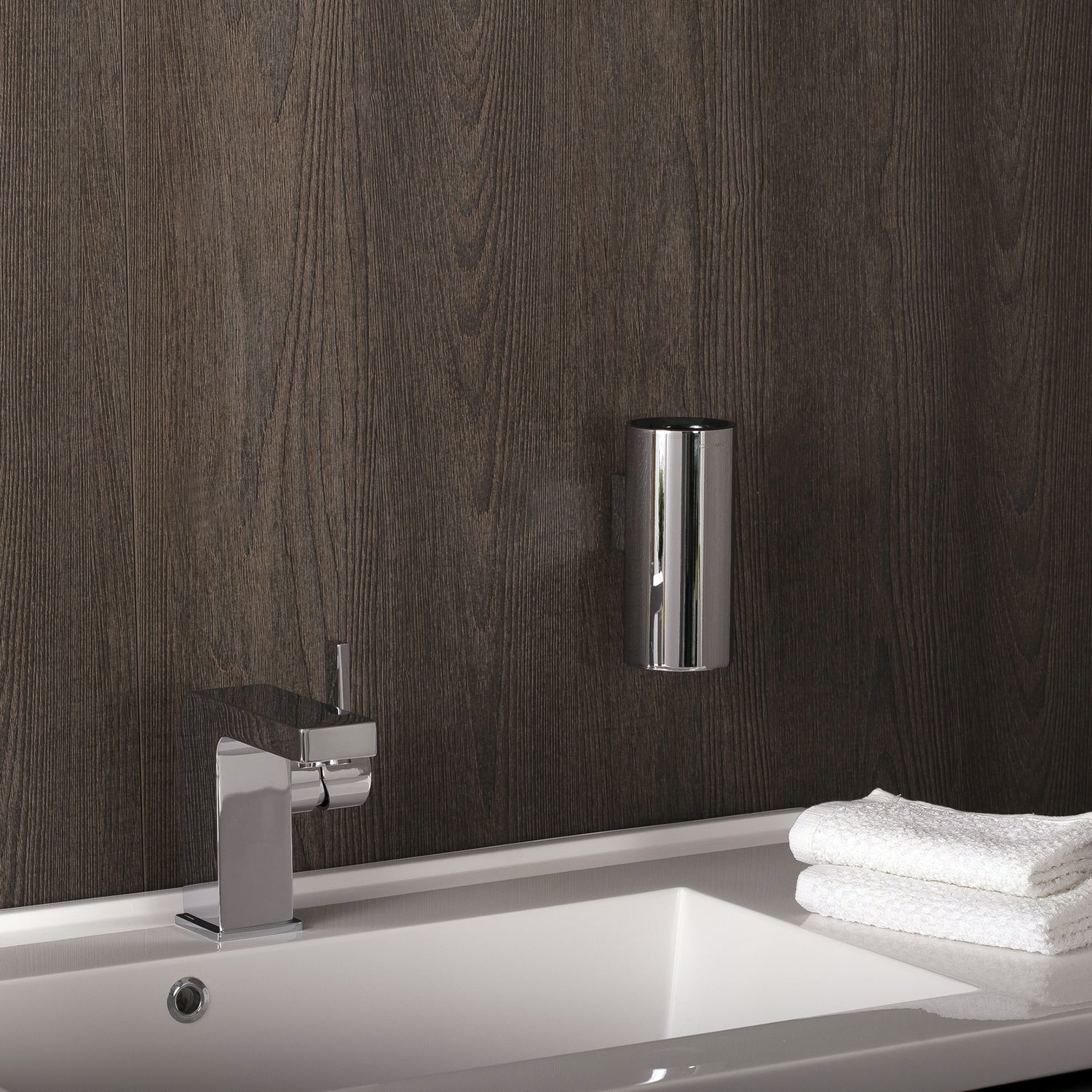 COSMIC Architect - Soporte para cepillo de dientes para vaso individual de baño, montaje en pared, taza de acero inoxidable, acabado cromado, 2-7/16 x 5-1/4 x 3-7/16 pulgadas (2050153)