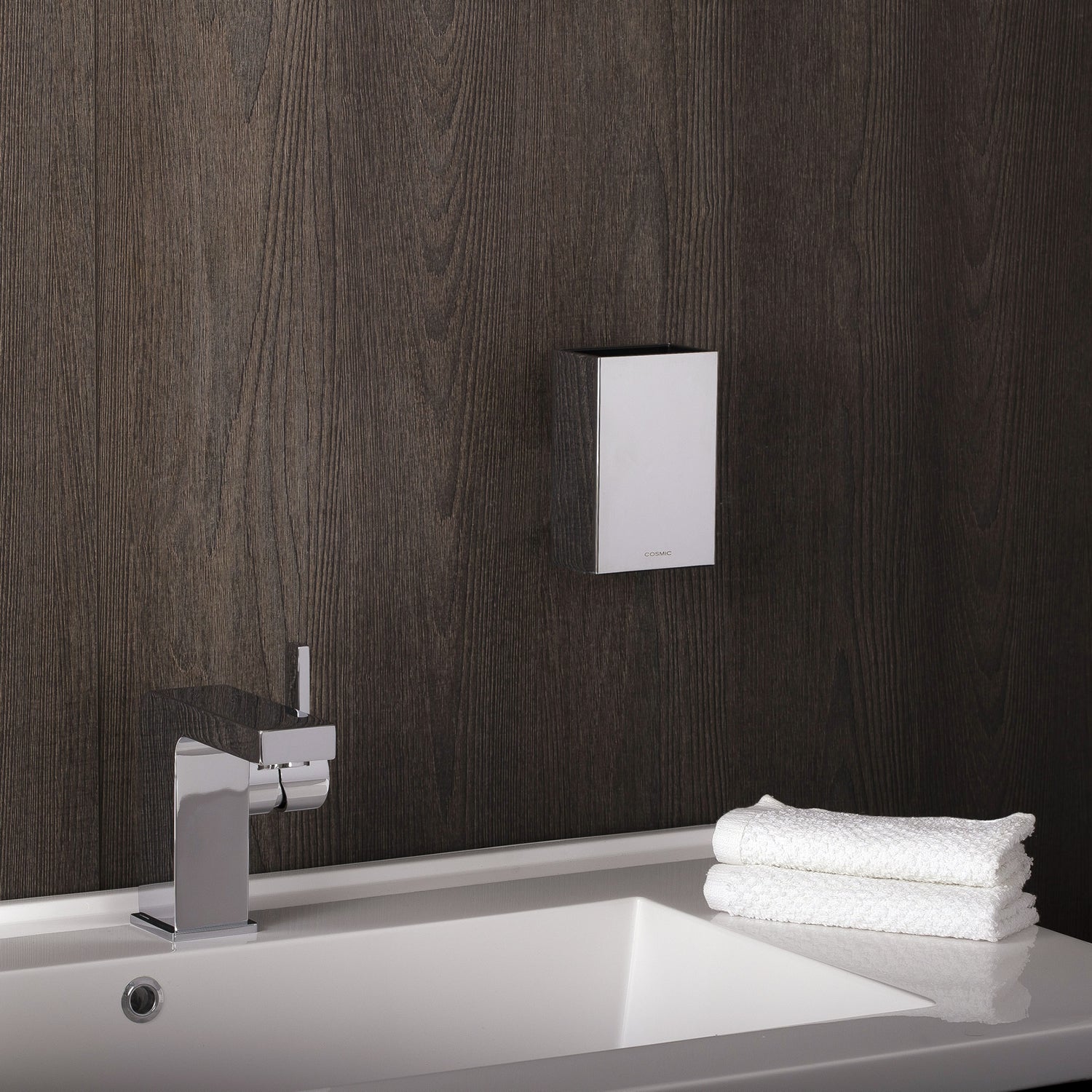 COSMIC Bathlife - Soporte para cepillo de dientes para baño, vaso individual, montaje en pared, cuerpo de latón, acabado cromado, 3-1/8 x 4-3/4 x 2-7/8 pulgadas (2290152)