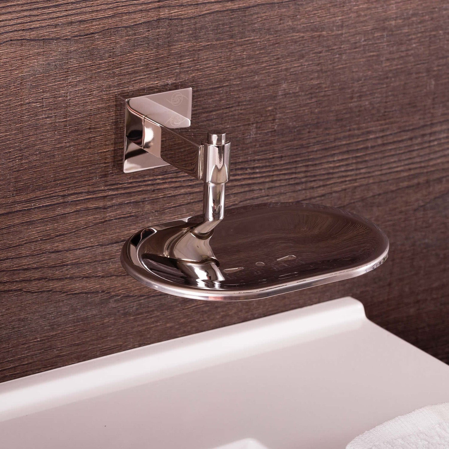 Jabonera de acero inoxidable DAX, bandeja de montaje en pared, acabado satinado, 6-1/8 x 2-7/16 x 5-15/16 pulgadas (DAX-G0105A-S)