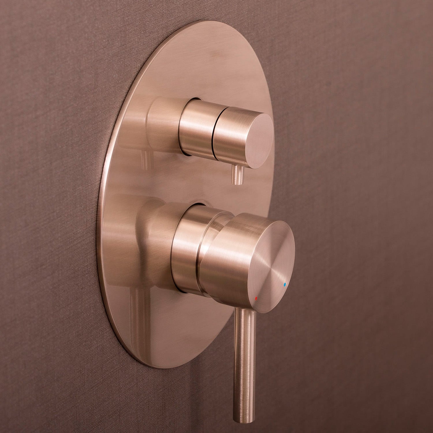 DAX Round Shower Single Valve Trim, Brass Body, Brushed Nickel Finish 7-1/2 x 4-7/16 Inches (DAX-6973-BN)
