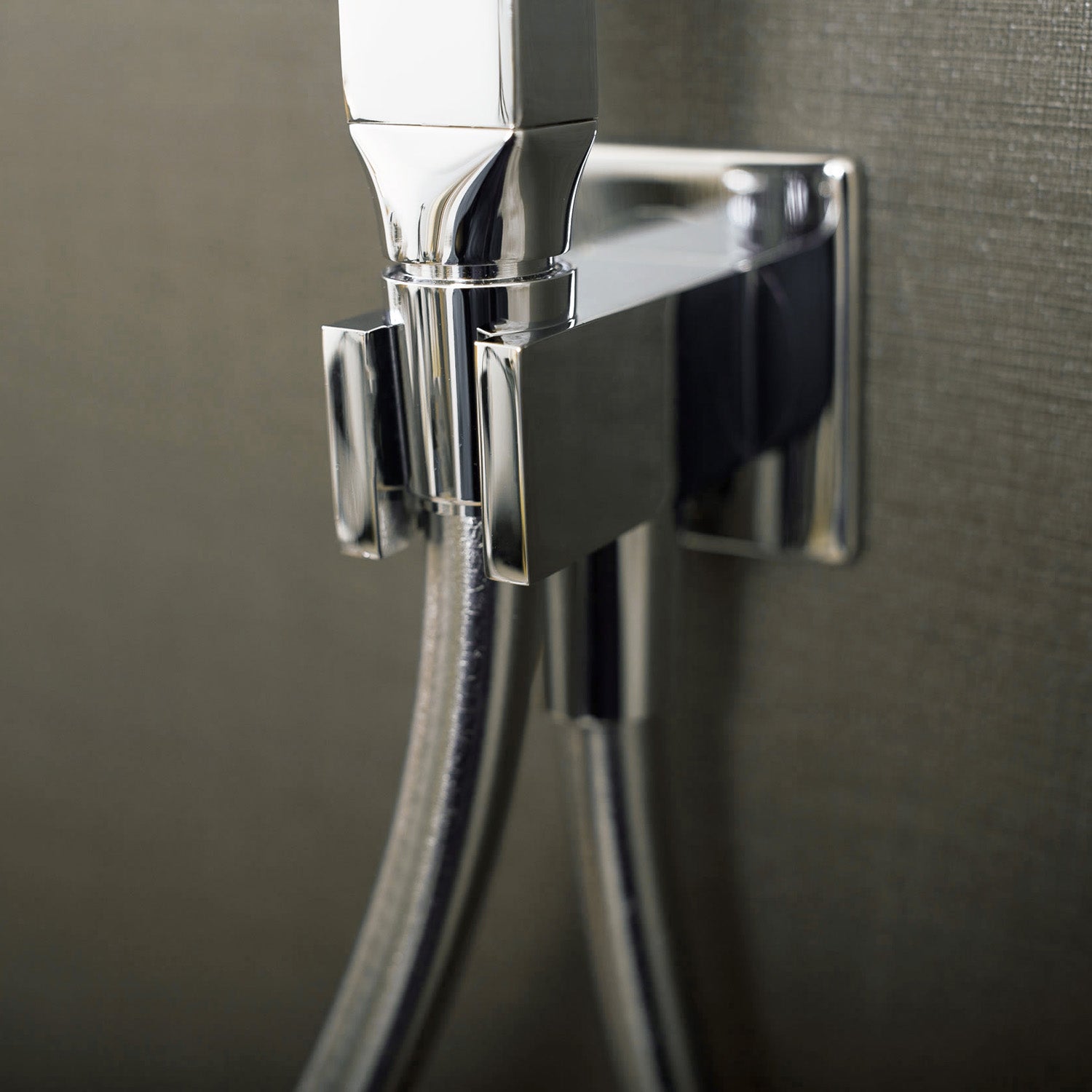 DAX PVC Shower Hose, Robber Body, Silver Finish, Connection 1/2 Inch, 59 1/16 Inches Long (D-8861B)
