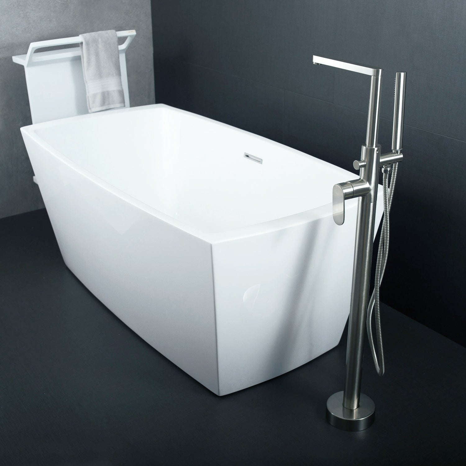 DAX Independiente Hot Tub Filler con ducha de mano y pico cuadrado, cuerpo de acero inoxidable, acabado cepillado, 40-1/2 x 8-1/2 pulgadas (DAX-808-BN)