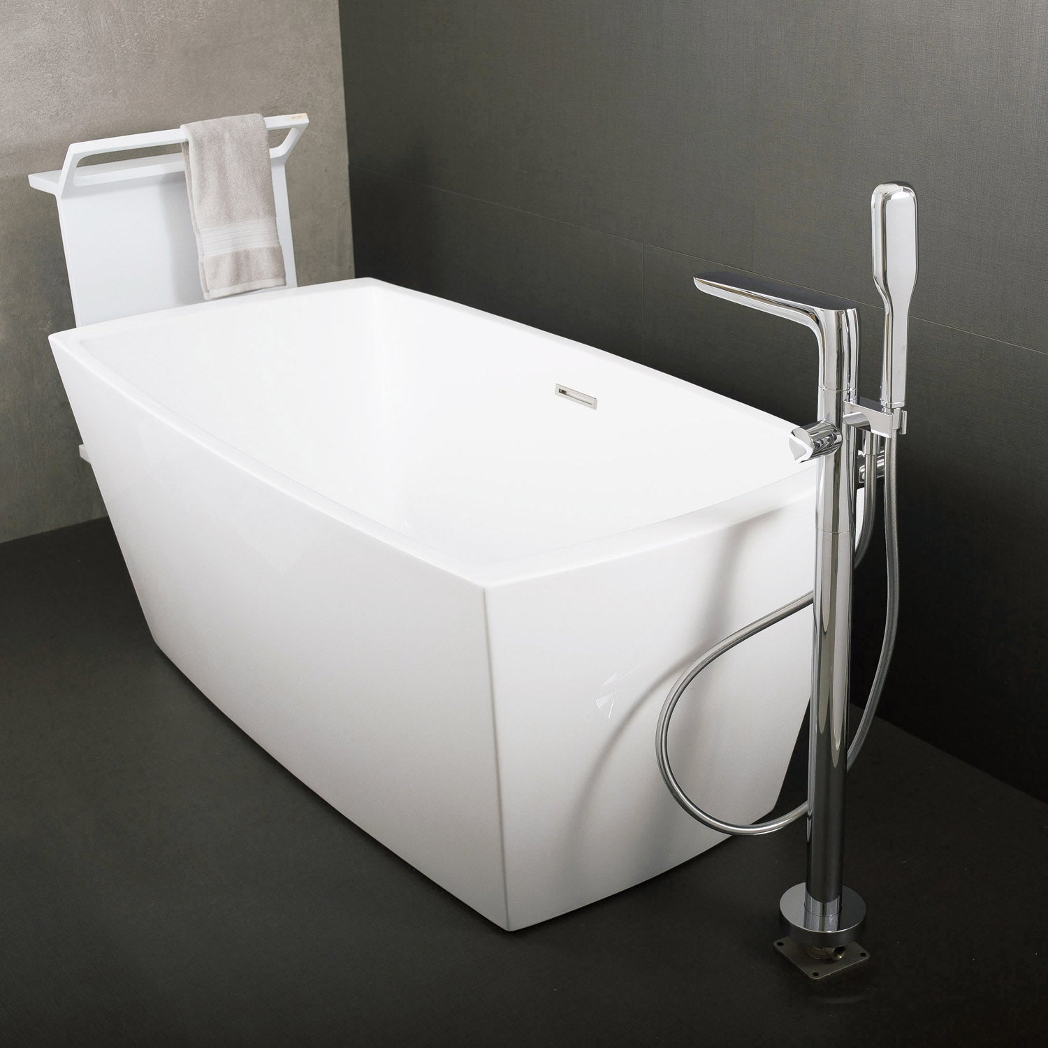 DAX Independiente Hot Tub Filler con ducha de mano y pico cuadrado, cuerpo de latón, acabado cromado, 8-11/16 x 34 13/16 pulgadas (DAX-8153)