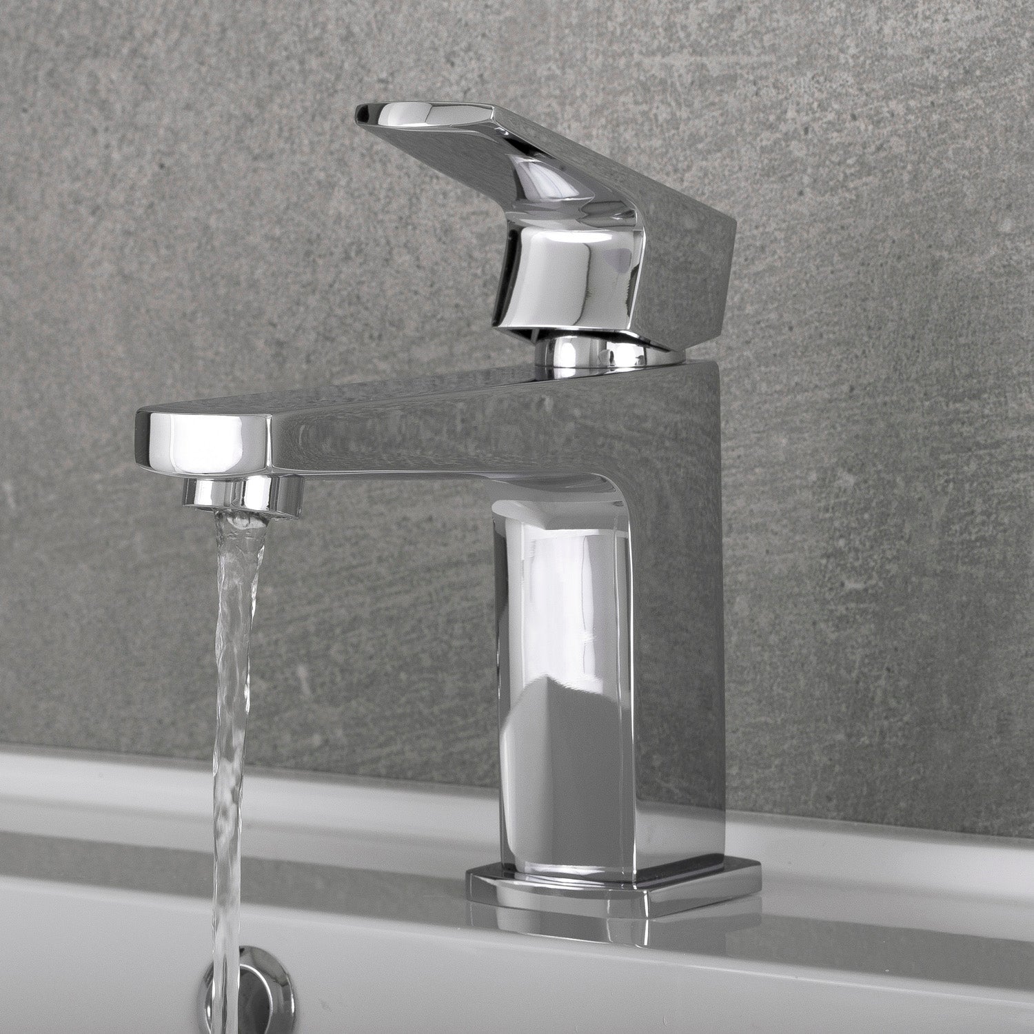 DAX llave monomando para baño, cuerpo de latón, acabado cromado, 4-3/4 x 5-11/16 pulgadas (DAX-8209)