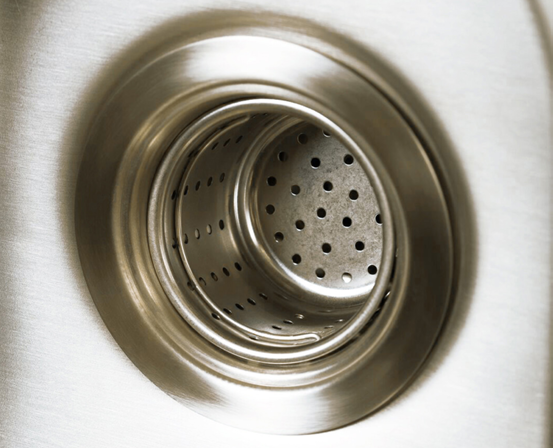 DAX Kitchen Basket Strainer, Stainless Steel Body, Chrome Finish, 4-1/2 x 4 Inches (DR-303A)