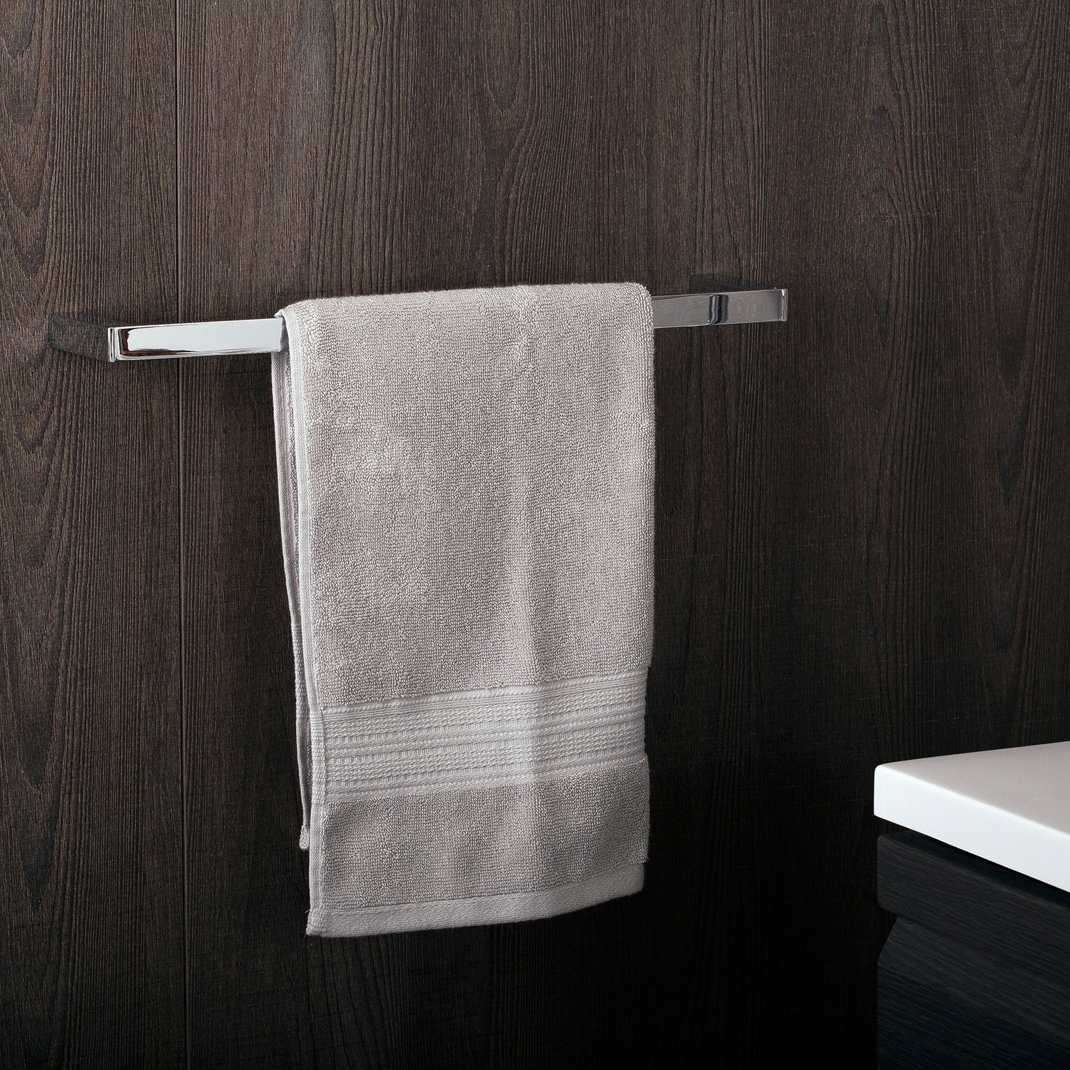 COSMIC Bathlife Single Towel Bar, Wall Mount, Brass Body, Chrome Finish, 23-5/8 x 13/16 x 3-5/16 Inches (2290164)