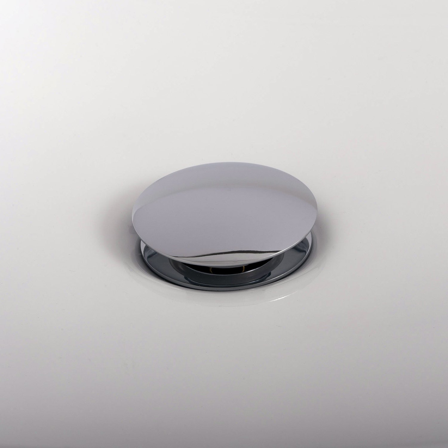 DAX Round Vanity Sink Pop up Drain, Brass Body, 2-5/8 x 8-5/8 Inches (DAX-82006)